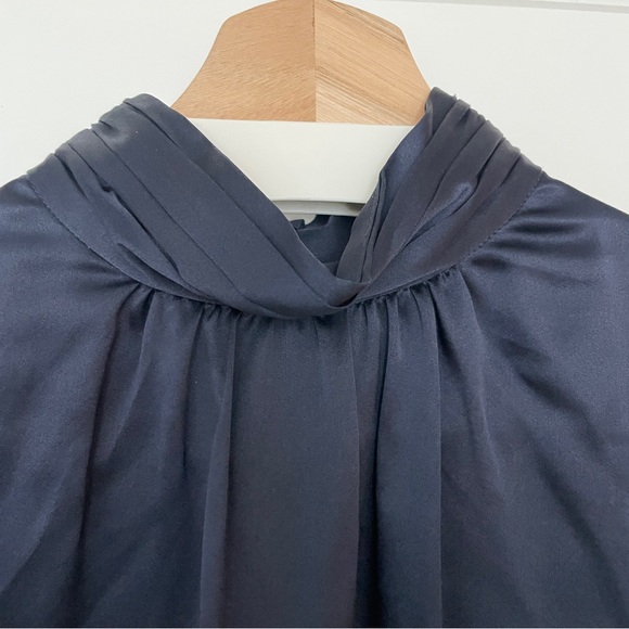100% Silk Navy Blue Lilysilk Blouse - Picture 2 of 12